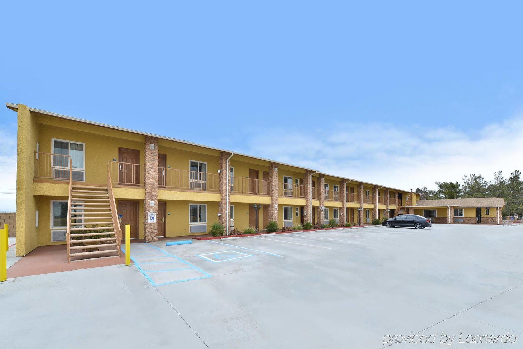 Rodeway Inn Adelanto Us 395 Bagian luar foto