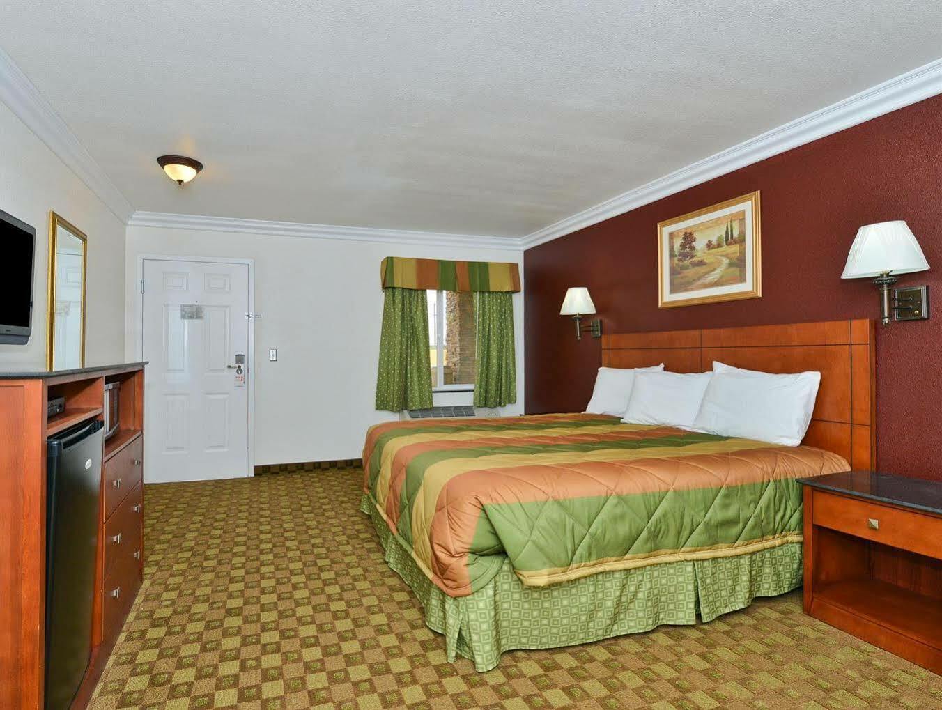 Rodeway Inn Adelanto Us 395 Bagian luar foto